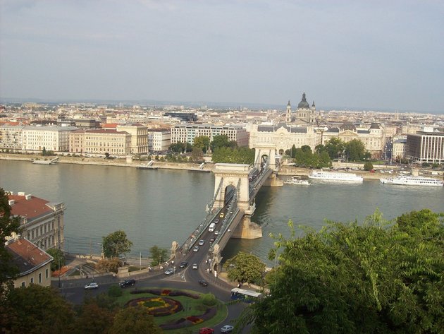 Kettenbrücke in Budapest; © Jarba / Wikimedia Commons