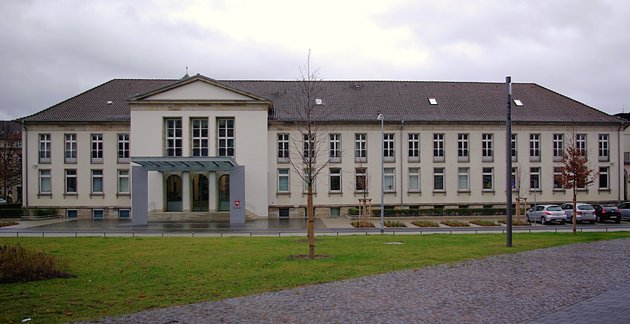 Niedersächsische Staatskanzlei in Hannover; © Clemensfranz / Wikimedia Commons CC BY-SA 3.0