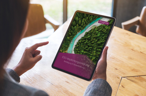 progros hat eine standardisierte ESG-Verpflichtungserklärung für Lieferpartner der Hotellerie entwickelt. Sie soll Hotels als auch Zulieferer gleichermaßen entlasten, den Nachweisprozess vereinfachen und somit entbürokratisieren. Die ESG-Verpflichtungserklärung ist juristisch geprüft und folgt gesetzlichen Vorgaben. Bild: progros