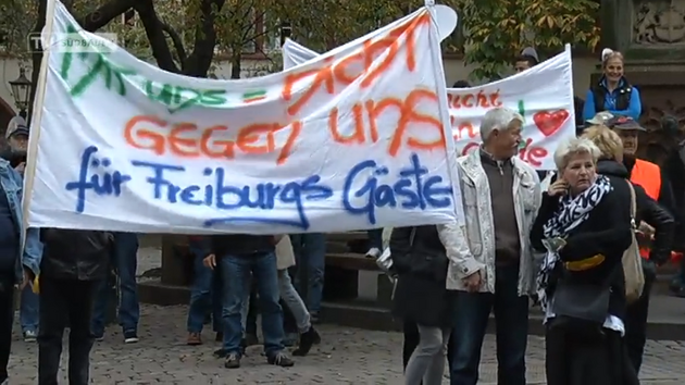 1Protest gegen die Freiburger Bettensteuer am .10.014; Quelle: TV Südbaden