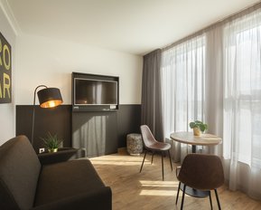 slider image
