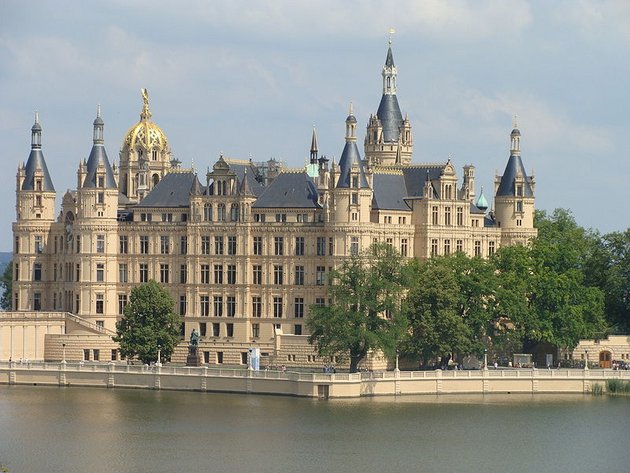 Schweriner Schloss. Foto: Christoph Heiling / Wikimedia Commons.