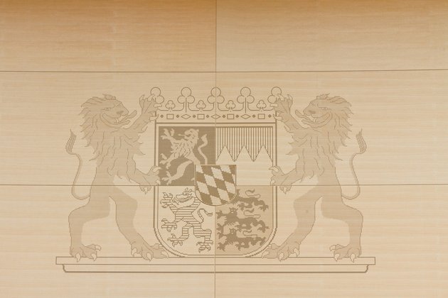 Wappen des Freistaats im Bayerischen Landtag; © Sven Teschke / CC-by-sa-3.0 de