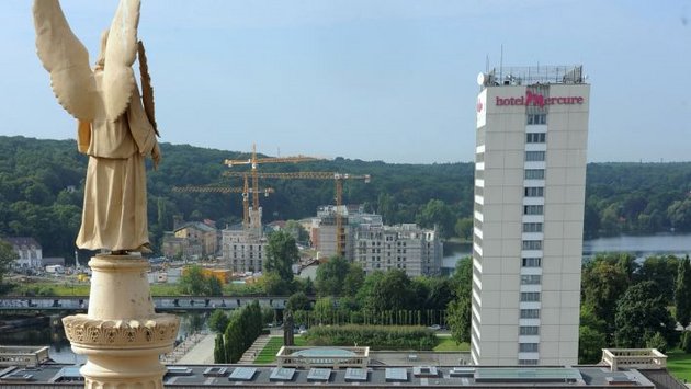 Blick auf das Mercure Hotel Potsdam vom Neuen Stadtschloss aus. Foto: dpa