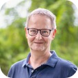 Dr. Stefan Krausz