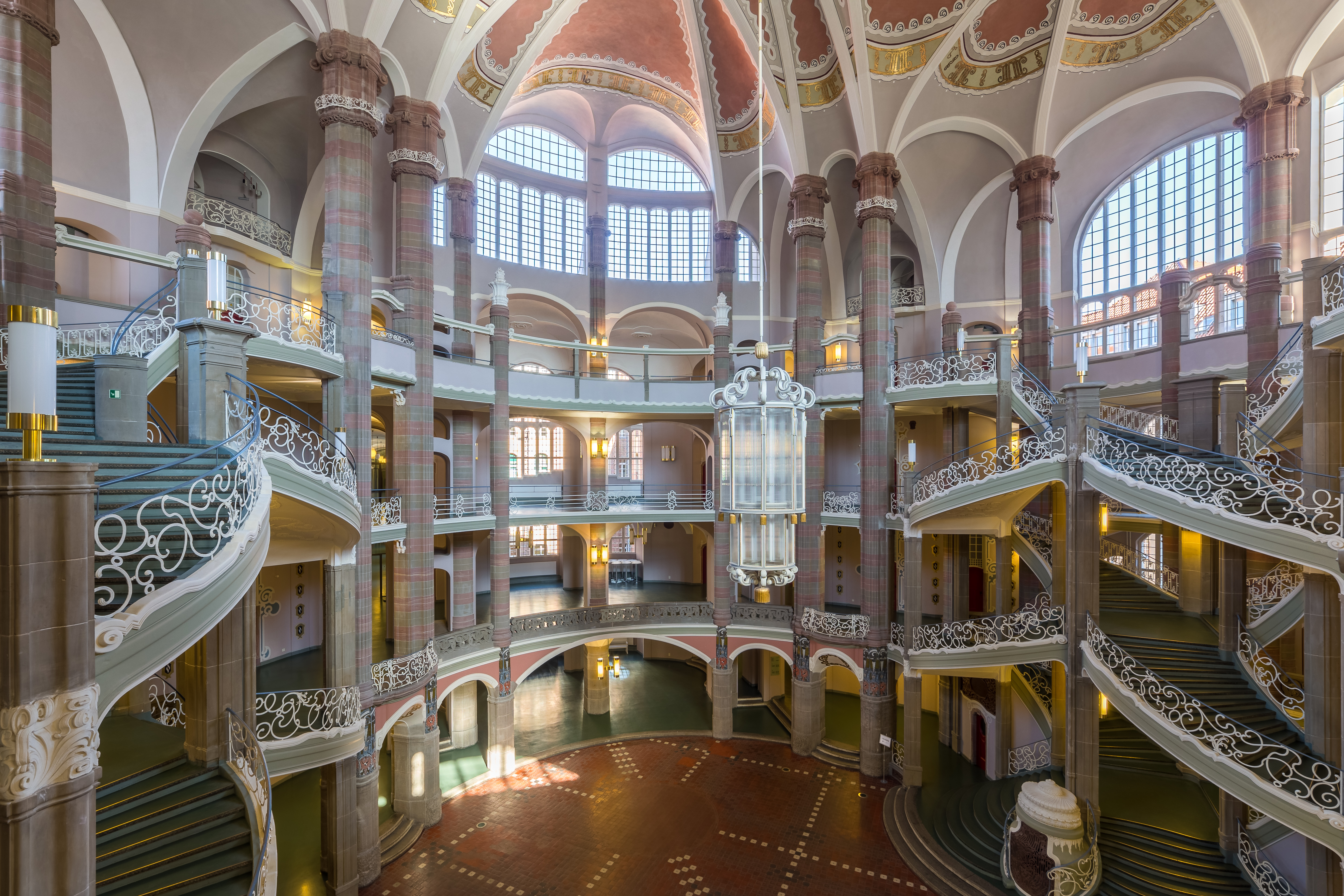 Landgericht Berlin_Littenstraße_Eingangshalle