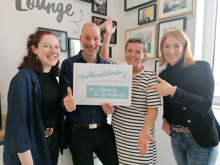 Bild: DHA; v.l. Tina Goller, Mirco Ehlers, Bettina Maas, Merle Losem