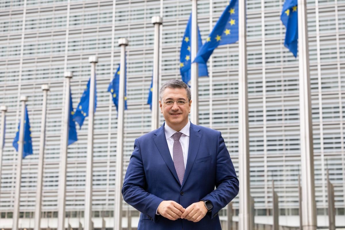 Apostolos Tzitzikostas, Europäischer Kommissar für nachhaltigen Verkehr und Tourismus. Copyright: European Union , 2024 